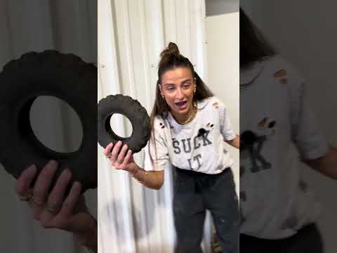 Feeding all 21 of my animals 🦅