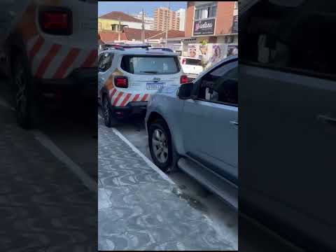 Multando em faixa branca algo não esta certo.