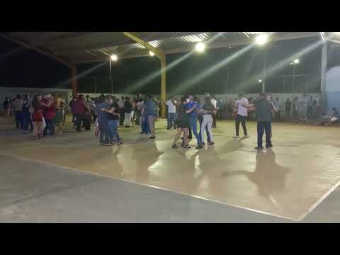 Vamos dança #passossertanejos #roça #vidanaroça #agro #minasgerais #vidareal  #mulherbonita