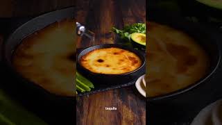 Disfruta de un delicioso queso flameado