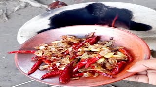 ঠিক এমন ভাবে লইট্টা শুটকির ভর্তা তৈরি করলে মুঠি ভাত খাওয়ার জন্য সবাইতো হাত পেতে থাকবেই।