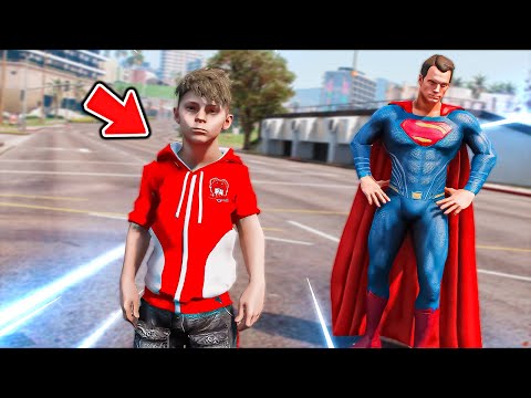 اشتريت ملابس جديده وفجأة سوبرمان😱🔥!! | فلم قراند