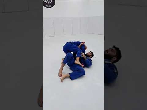 A aula de Jiu-Jitsu da semana do  condecorado campeão Roberto Godoi