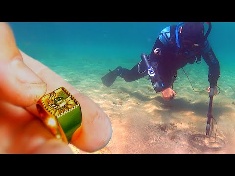 TREASURE Search Under BRIDGES / EXPLORING Australian JUNGLES For WILDLIFE