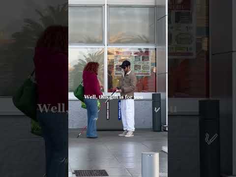 Test sociale n.15| This woman is a legend 🙏🏻❤️ #socialexperiment #kindness #società #umanità