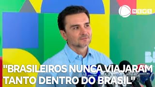 "Brasileiros nunca viajaram tanto dentro do Brasil", afirma ex-ministro Celso Sabino