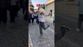Sokak dansı@TravelThirstyBlog @MusicTravelLove @TravelingDesi #keşfet #travel #youtubeshorts