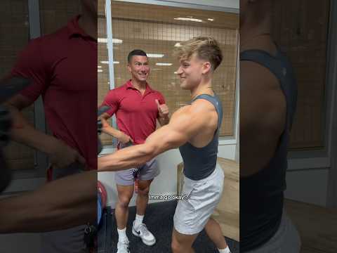 POV: that one gym employee #trendingshorts #fitness #funny #gym #comedy #skit