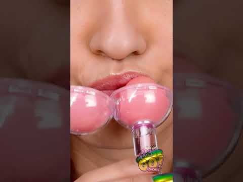مصاصة أم مرطب شفاه؟ ASMR! 😍🍭💋
