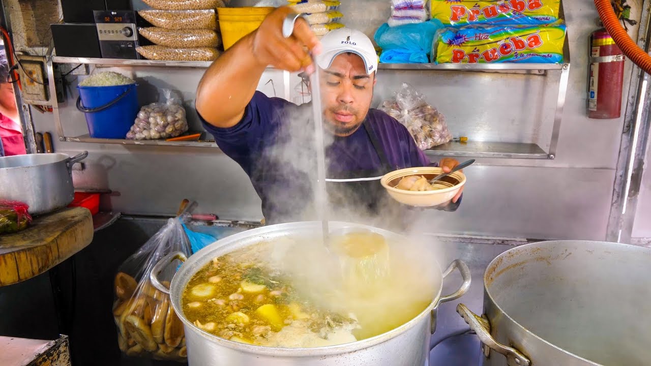 Street Food Mexico - WINNING TLACOYOS and BIRRIA in Roma Norte, Mexico City DF