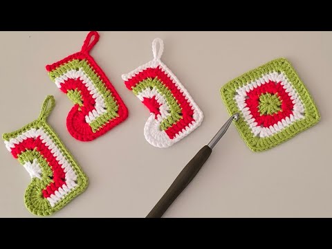 🎄🧦10 Minute Crochet Granny Square Christmas Stockings Trick