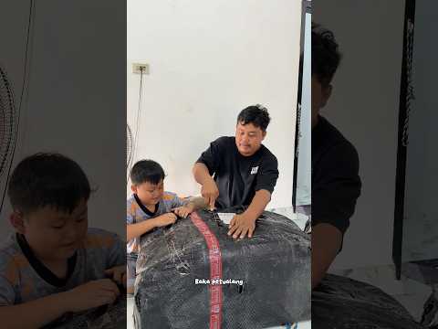 RAKA PESEN PAKET BESAR BANGET ‼️ #minivlog #hiburanshorts #anakdesa #vlog