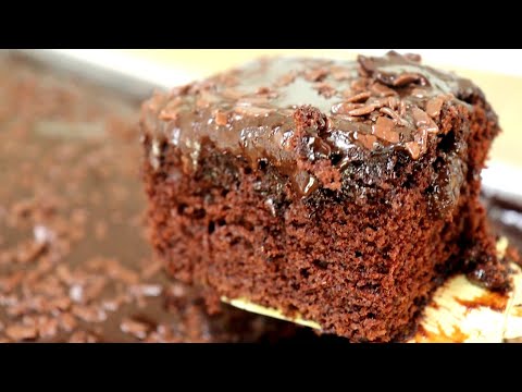 O MELHOR BOLO DE CHOCOLATE NEGA MALUCA DO MUNDO - MOLHADINHO E FÁCIL DE FAZER