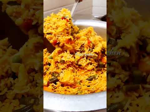 Today's special Virundhu ‼️| Vaanga saapidalaam 😋|Lil princess kitchen 🤣 #shorts #poojas #kitchen