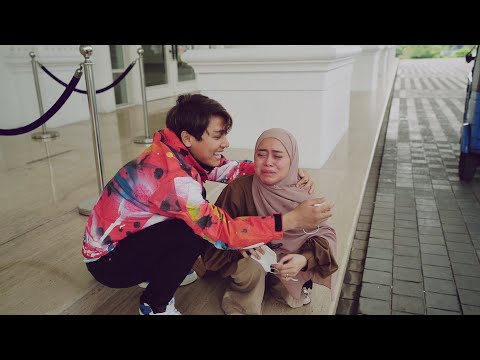 DEDE LESTI NANGIS TERHARU BANGET! | GARA - GARA DAPET HADIAH BAJAJ.. SUMPAH BIKIN NGAKAK!!