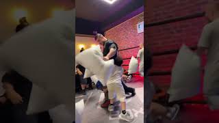 🛏️ 1453 HARUN vs 7 CÜCE! YASTIK SAVAŞI BAŞLADI 😱