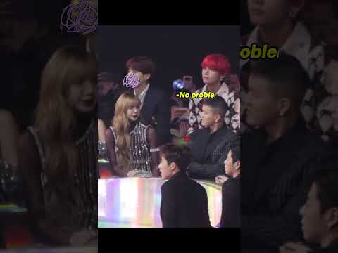 Lisa mistakenly hit her senior and got super shy! ☺️ #lisa #리사 #blackpink #블랙핑크