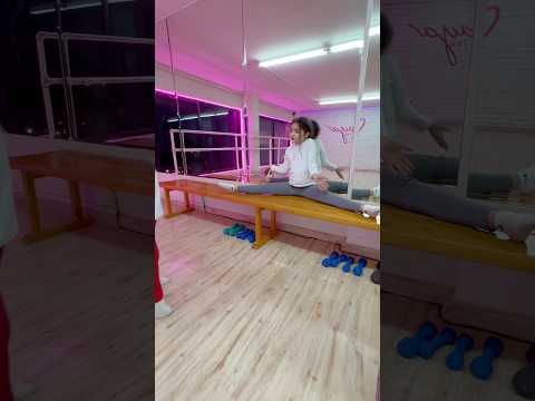 كيف تلاميذي بيجلسون في صف الرقص 💃🥳😅- مايا نعمة @Itsnayachreif