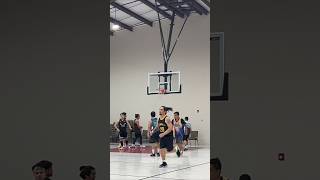 3 passes before a bucket🏀#passing #ThreePointer #basketball #ballers #hoopers #ballislife #teamwork