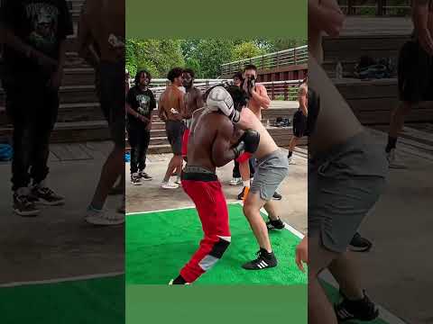 Sharod Vicious BODY-SHOT!