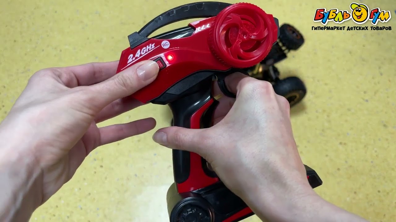 Краулер Lanson Toys на радиоуправлении 4WD прорезиненные колеса из прочного металла - видео