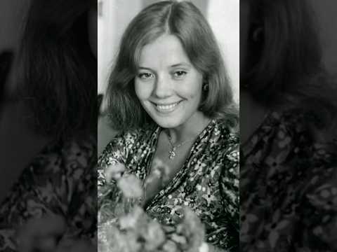 «Вовка, мне трындец…» и все. Единственное, что прятала - болезнь. И боль.