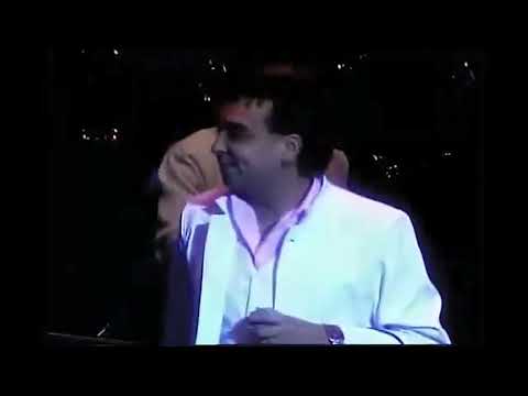 La Nueva Luna (El Chino) - Te llevas mi vida / Choque de comentas / No Llores (en vivo Gran Rex)