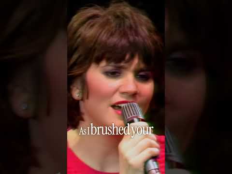 Who else gets chills from Linda's voice? 😍