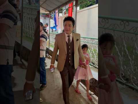 Ns Trọng Phúc bỡ ngỡ khi thấy bà con chào đón nhiệt tình tại lễ giỗ Nguyễn Hữu Cảnh