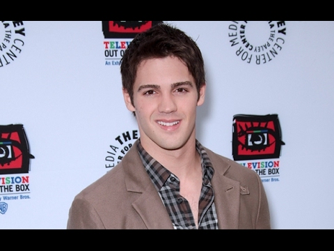 Steven R Mcqueen Joins List Of Fan Favorites Returning For
