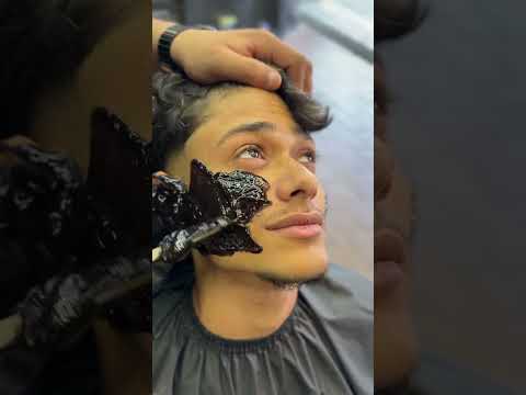 ازاله شعر الوشوش بالشمع 😂✂️ #viral #اكسبلور #fun #new #comedy #status #story #fyp #foryou #funny