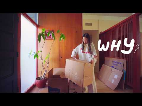 Why I Moved Back Into My Parent's Home at 27 🏡 going through my childhood bedroom and unpacking