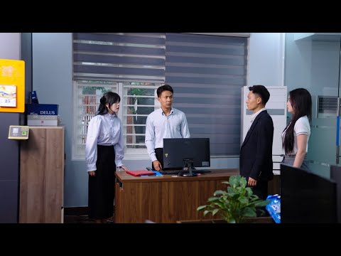 NGHE TIN CÔNG TY CẮT GIẢM NHÂN SỰ CÔ GÁI GIỞ TRÒ VỚI ĐỒNG NGHIỆP ĐỂ KHỎI BỊ ĐUỔI VÀ CÁI KẾT