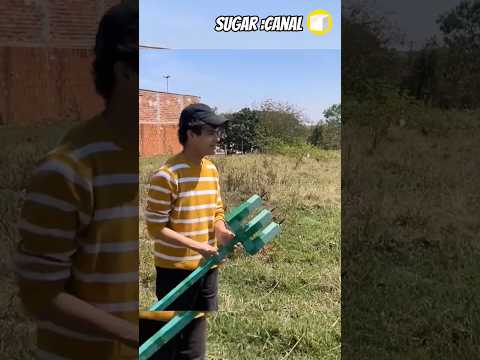 Esse cara recriou itens de jogos na vida real! #minecraft #shorts