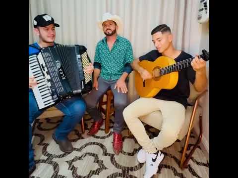 Ailson & Ailsinho- traque a porta e me beija