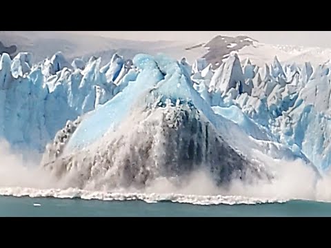 HUGE GLACIER COLLAPSE - caught on video