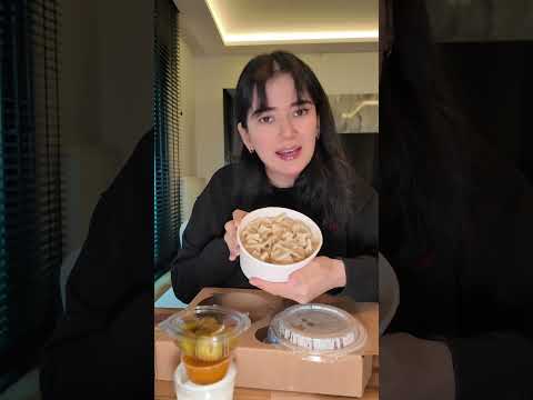 Akşam yemeği için eşime ve kendime mantı siparişi verdim