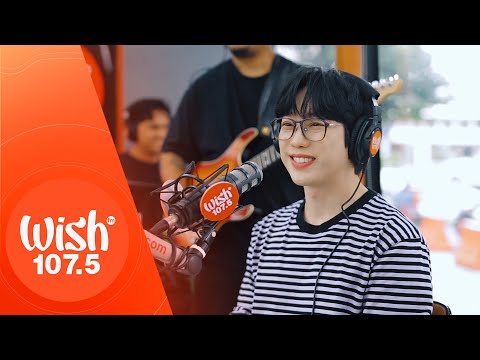 10CM performs "Spring Snow" LIVE on Wish 107.5 Bus