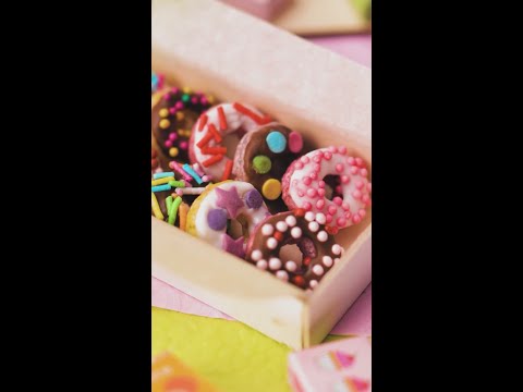 WOW! My mom makes mini donut cereal 🤩🍩