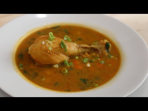 Cómo preparar una deliciosa sopa de pollo casera .