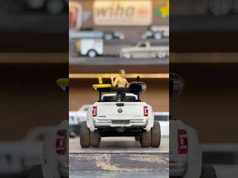 Scale replicas of the @Realtruck BAK Revolver X4tsย and Elevate Racks thanks to @awcscale ๐คฉ