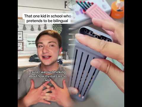 That one kid in school who pretends to be bilingual #greenscreen #school #pov #middleschool
