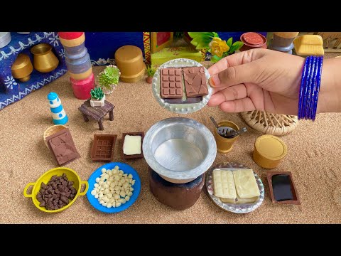 Mini Chocolate Moulds l Miniature Cooking l How To Make Chocolate Moulds For Cake Decorating l