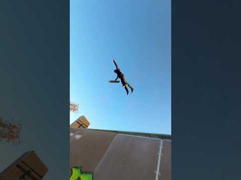 (via ~ IG/@elliotsloan)