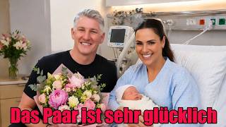 Bastian Schweinsteiger freut sich, dass Esther Sedlaczek ein Kind zur Welt gebracht hat