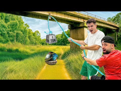 DISTRUG Tot Cu O Bila Metalica 😱 **OBIECTE VS BILA METALICA** | EXPERIMENT