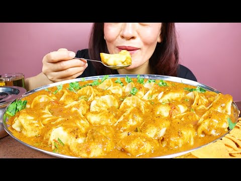 EATING SPICY JUICY CHICKEN JHOL MOMO/DUMPLINGS #JHOLMOMO #MOMOCHALLENGE #ASMR/EATING SHOW MUKBANG