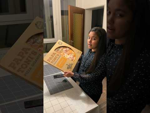 ശ്ശേ! ഒരെണ്ണം കൂടി വാങ്ങാമായിരുന്നു #shorts #germanvlog #malayalamvlog #germany #viral #pizzalover
