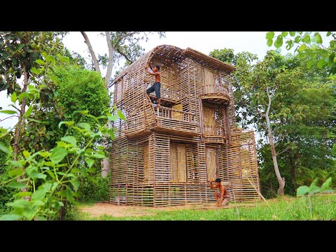 Building Creative Modern Style Wooden Holiday House Design In Forest