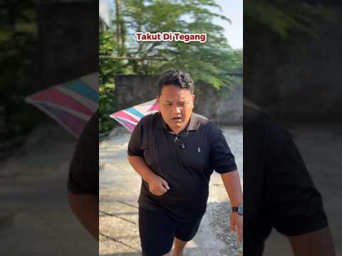 Dari Pada Habis Layanganku #shots #comedy #shorts #layangan